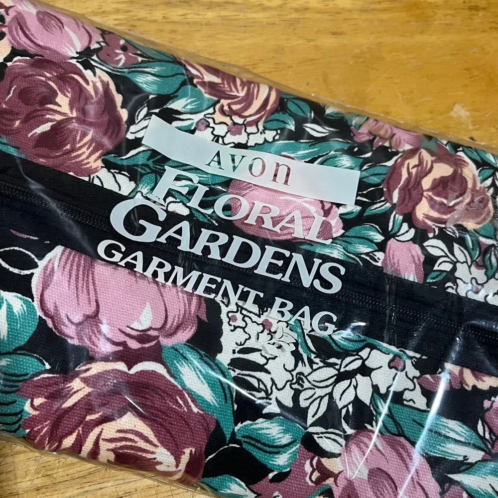 Avon Floral Gardens Garment Bag Vintage Rose‎ Print Cotton Canvas NIP Black Pink